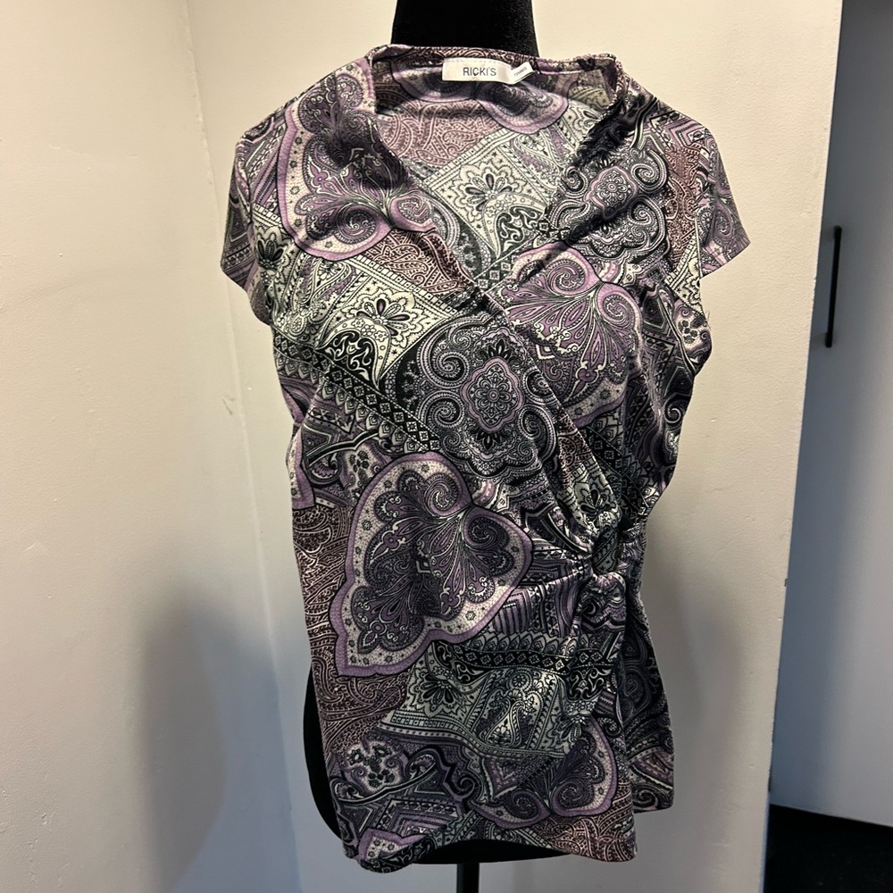 3/$20 Ricki’s Paisley T-shirt